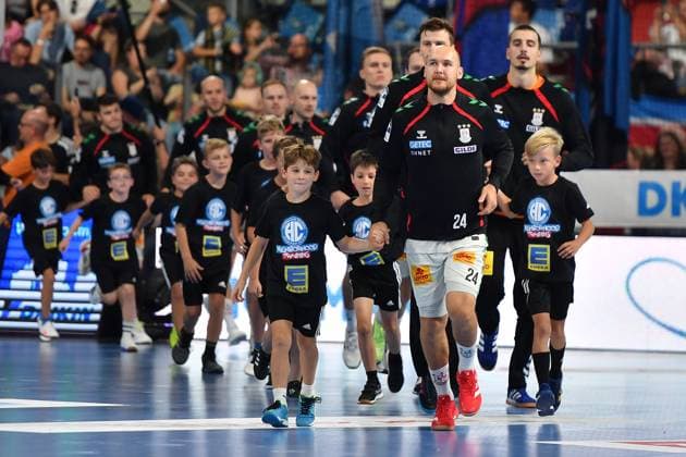 20 09 2025 Handball 1 Bundesliga DAIKIN HBL Season 2024 2025 5 Matchday HC Erlangen Metropolregion Nürnberg HCE SC Magdeburg OGo xogox Team Team before start of match
