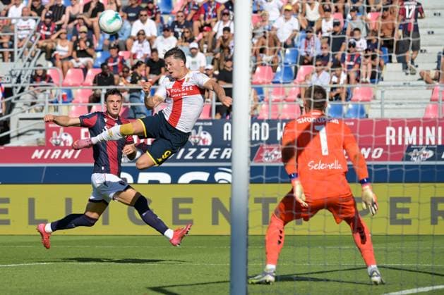 Shoot of Genoa s Vitinha Vitor during Bologna FC vs Genoa CFC, Italian soccer Serie A match in Bologna, Italy, September 20 2025  Copyright: xAlessioxMarini IPAxSportx xipa-agency.netx xx IPA_65341708 IPA_Agency_IPA65341708