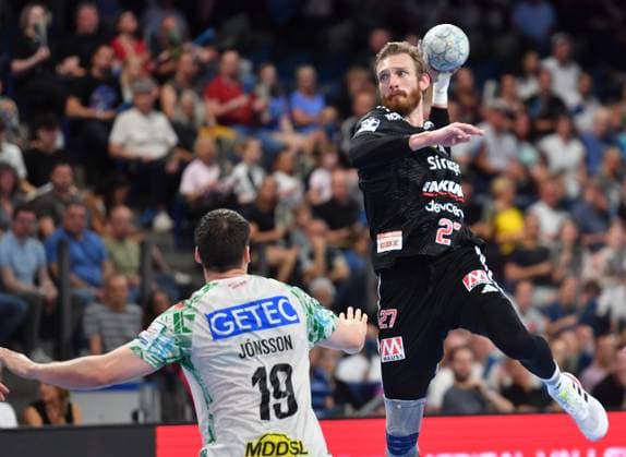 20 09 2025 Handball 1 Bundesliga DAIKIN HBL Season 2024 2025 5 Matchday HC Erlangen Metropolregion Nürnberg HCE SC Magdeburg OGo xogox Elvar Örn Jonsson 19, SC Magdeburg Antonio Metzner 27, HC Erlangen HCE