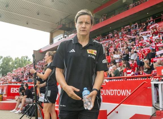 Soccer, Women, Season 2025 2026, Google Pixel Women Bundesliga 3 Matchday , 1 FC Union Berlin SGS Essen, Jennifer Zietz Managing Director Professional Soccer Women 1 FC Union Berlin , 20 09 2025, Copyright: xMatthiasxKochx