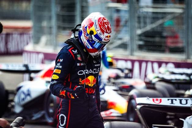 F1 - AZERBAIJAN GRAND PRIX 2025 VERSTAPPEN Max (ned), Red Bull Racing RB21, portrait during the 2025 Formula 1 Qatar Airways Azerbaijan Grand Prix, 17th round of the 2025 FIA Formula One World Championship, WM, Weltmeisterschaft from September 19 to 21, 2025 on the Baku City Circuit, in Baku, Azerbaijan - BakuAzerbaijan  Copyright: xFLORENTxGOODENx