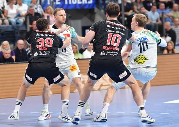 20 09 2025 Handball 1 Bundesliga DAIKIN HBL Season 2024 2025 5 Matchday HC Erlangen Metropolregion Nürnberg HCE SC Magdeburg OGo xogox Tobias Buck 39, HC Erlangen HCE Omar Ingi Magnusson 14, SC Magdeburg Florian Scheerer 10, HC Erlangen HCE Gisli Thorgeir Kristjansson 10, SC Magdeburg