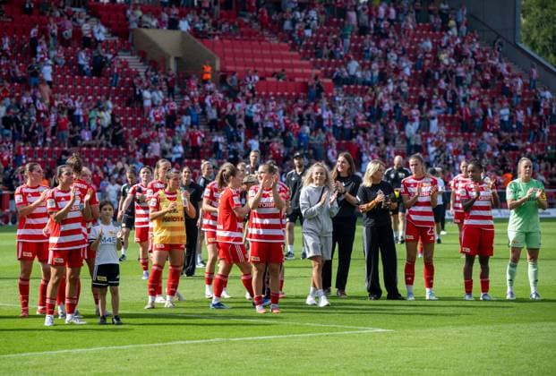 Soccer, Women, Season 2025 2026, Google Pixel Women Bundesliga 3 Matchday , 1 FC Union Berlin SGS Essen 2 0 , Union jubilation after the final whistle, 20 09 2025, Copyright: xMatthiasxKochx