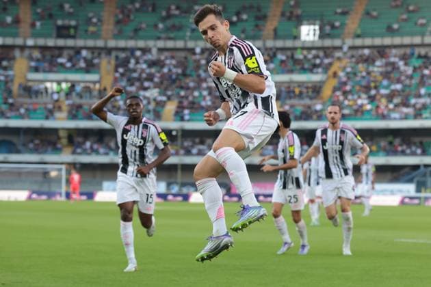 Verona, Italy, 20th September 2025. Francisco Conceicao of Juventus celebrates with team mates after scoring to give the visitors a 1-0 lead during the Hellas Verona vs Juventus Serie A match at Marcantonio Bentegodi, Verona. Picture credit should read: Jonathan Moscrop Sportimage EDITORIAL USE ONLY. No use with unauthorised audio, video, data, fixture lists, club league logos or live services. Online in-match use limited to 120 images, no video emulation. No use in betting, games or single club league player publications. SPI_003_JM_HELLAS_JUVE_ SPI-4123-0011