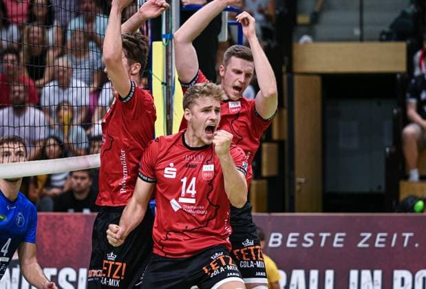 Volleyball 2 Bundesliga Season 2025 2026 TV Rottenburg L E Volleys Leipzig 20 09 2025 JUBEL TV Rottenburg Timon Schippmann center with Niklas Lichtenauer right and Dominik Marjanovic left