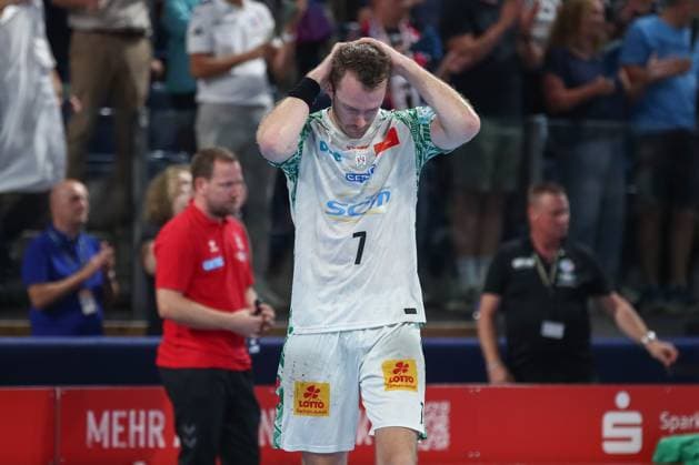 20 09 2025, xgox, Handball Daikin HBL, HC Erlangen SC Magdeburg emspor, v l Felix Claar Magdeburg, 7 disappointed, looks disappointed, disappointed Nuremberg