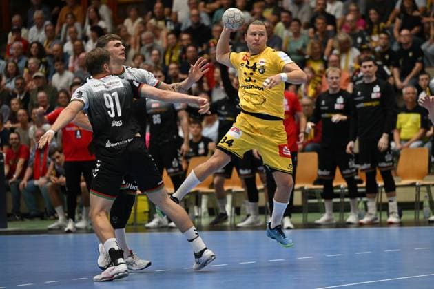 Germany, Handball, 2 Bundesliga, 4 Matchday, 2025 2026, HSG Krefeld Niederrhein vs TuSEM Essen, 20 09 2025, Glockenspitzhalle, Krefeld, Germany, Jörn Persson HSG Krefeld Niederrhein, 34 Copyright: xMarkusxVerwimpx