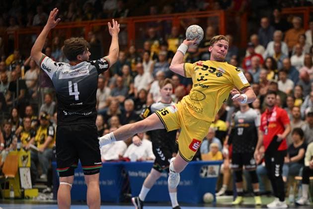 Germany, Handball, 2 Bundesliga, 4 Matchday, 2025 2026, HSG Krefeld Niederrhein vs TuSEM Essen, 20 09 2025, Glockenspitzhalle, Krefeld, Germany, Niklas Ingenpaß HSG Krefeld Niederrhein, 55 Copyright: xMarkusxVerwimpx
