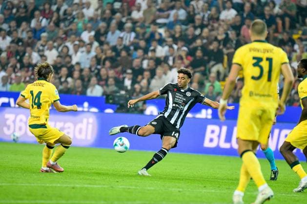 Udinese s Arthur Atta tries to score during Udinese Calcio vs AC Milan, Italian soccer Serie A match in Udine, Italy, September 20 2025  Copyright: xEttorexGriffoni IPAxSportx xipa-agency.netx xx IPA_65358908 IPA_Agency_IPA65358908
