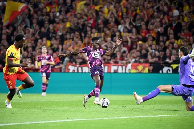 RC Lens v LOSC Lille - Ligue 1 McDonald s 2025 2026 27 Felix CORREIA (losc) during the Ligue 1 McDonald s match between Lens and Lille at Stade Bollaert-Delelis on September 20, 2025 in Lens, France. Lens France  Copyright: xFEPx 776348137