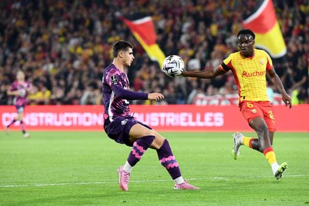 RC Lens v LOSC Lille - Ligue 1 McDonald s 2025 2026 07 Matias Fernandez PARDO (losc) during the Ligue 1 McDonald s match between Lens and Lille at Stade Bollaert-Delelis on September 20, 2025 in Lens, France. Lens France  Copyright: xFEPx 776348137