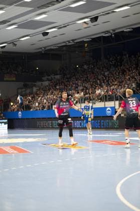 Nikola Grahovac 2 HSG Wetzlar stands on the pitch in defensive position, portrait, single photo DAIKIN Handball ThSV Eisenach vs HSG Wetzlar 20 09 2025 Copyright: xJoshuaxHildebrandtx