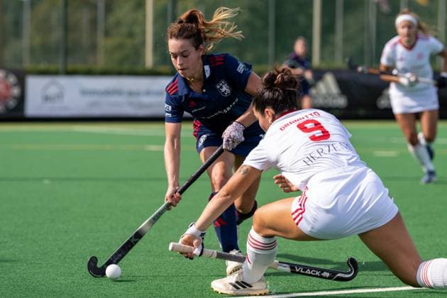 Field Hockey, Bremer HC vs Düsseldorfer HC 0 2, Women 1 Bundesliga, Season 2025 26 21 06 25 , Bremen, Germany, 1 Bundesliga Women Hockey Photo by Axel Kaste Right Delfina Granatto, 9 Bremer HC, Sturm Bremen Bremer Hockey Club e V Freie Hansestadt Bremen Germany BHC Damen - DHC 20.09.25 LR-7007