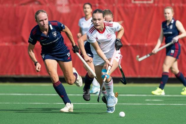 Field Hockey, Bremer HC vs Düsseldorfer HC 0 2, Women 1 Bundesliga, Season 2025 26 21 06 25 , Bremen, Germany, 1 Bundesliga Women Hockey Photo by Axel Kaste Li Lisa Nolte, re Emma Dieszbrock, 28 Bremer HC, Sturm Bremen Bremer Hockey Club e V Freie Hansestadt Bremen Germany BHC Damen - DHC 20.09.25 LR-0616