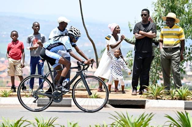 UCI 2025 Road World Championship, WM, Weltmeisterschaft Kigali 21 09 2025 KIGALI, RWANDA - SEPTEMBER 21 : Kono Lobopo (BOT) during the Women Elite Individual Time Trial of the UCI Road World Championships 2025 92nd edition an UCI World Championships cycling race of 31.2 km with start in Kigali and finish in Kigali on September 21, 2025 in Kigali, Rwanda, 21 09 2025 Kigali Rwanda  Copyright: xJanxDexMeuleneirx