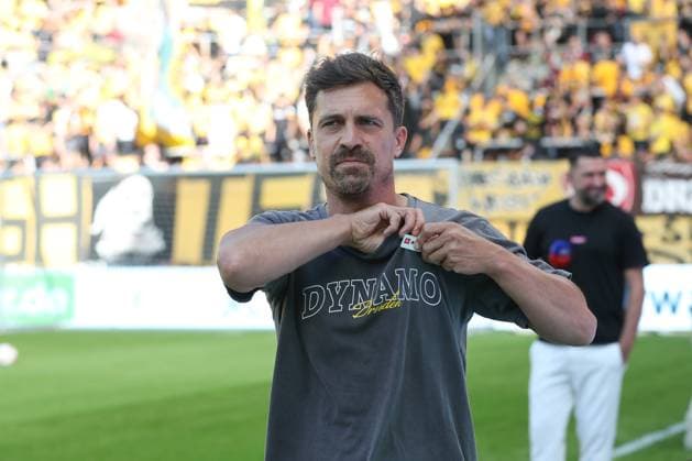 21 09 2025, xtgx, Soccer 2 Bundesliga, SG Dynamo Dresden Hannover 96 emspor, v l Thomas Stamm Dresden, Trainer Portrait, Portraet, Einzelbild DFL DFB REGULATIONS PROHIBIT ANY USE OF PHOTOGRAPHS as IMAGE SEQUENCES and or QUASI VIDEO Dresden