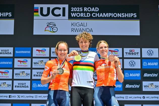 Marlen Reusser Award Ceremony Women Elite ITT Road World Championships 2025 Rwanda Marlen Reusser Switzerland World Champion ahead of Anna van der Breggen, Demi Vollering Netherlands Award Ceremony Individual Time Trial Women Elite Road World Cycling Championships 2025 Road World Championships 2025 UCI Cycling World Championships 31.2 km Kigali, Rwanda 32nd World Championships WE ITT WC 21 09 2025