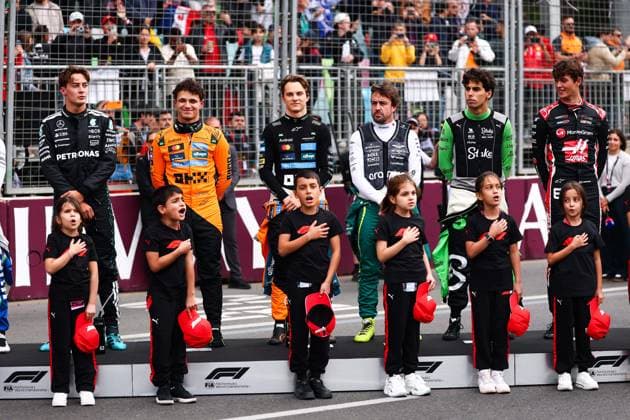 F1 - AZERBAIJAN GRAND PRIX 2025 NORRIS Lando (gbr), McLaren F1 Team MCL39, portrait PIASTRI Oscar (aus), McLaren F1 Team MCL39, portrait RUSSELL George (gbr), Mercedes AMG F1 Team W16, portrait ALONSO Fernando (spa), Aston Martin F1 Team AMR25, portrait BORTOLETO Gabriel (bra), Stake F1 Team Kick C45, portrait BEARMAN Ollie Oliver (gbr), Haas F1 Team VF-25, portrait national anthem kids during the 2025 Formula 1 Qatar Airways Azerbaijan Grand Prix, 17th round of the 2025 FIA Formula One World Championship, WM, Weltmeisterschaft from September 19 to 21, 2025 on the Baku City Circuit, in Baku, Azerbaijan - Copyright: xEricxAlonsox