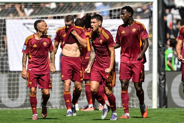 Matias Soule of AS Roma celebrates after Lorenzo Pellegrini (not pictured) scored the goal of 0-1 during the Serie A 2025 2026 football match between SS Laziio and AS Roma at Stadio Olimpico in Roma (Italy), September 21, 2025. andreaxstaccioli