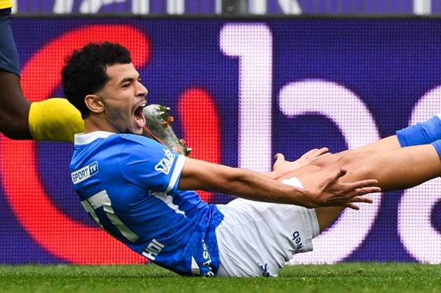 Genk s Zakaria El Ouahdi looks dejected during a soccer match between KRC Genk and Royale Union Saint-Gilloise, Sunday 21 September 2025 in Genk, a game of day 8 of the 2025-2026 Jupiler Pro League first division of the Belgian championship. JILLxDELSAUX  x134896305x