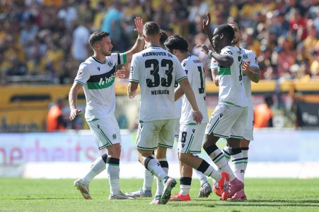 21 09 2025, xtgx, Soccer 2 Bundesliga Dynamo Dresden Hannover 96 emspor, v l jubilation after the 2 2 by Noel Aseko Hannover, 15 DFL DFB REGULATIONS PROHIBIT ANY USE OF PHOTOGRAPHS as IMAGE SEQUENCES and or QUASI VIDEO Dresden