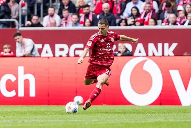 2 Soccer Bundesliga Fortuna Düsseldorf 1895 SV Darmstadt 98 21 09 2025 Zan Celar Fortuna Düsseldorf, 9 shoots 2 Soccer Bundesliga, Fortuna Düsseldorf 1895 SV Darmstadt 98 Düsseldorf, Merkur Spiel Arena on 21 09 2025 DFL REGULATIONS PROHIBIT ANY USE OF PHOTOGRAPHS AS IMAGE SEQUENCES AND OR QUASI VIDEO Copyright: xBEAUTIFULxSPORTS Wunderlx
