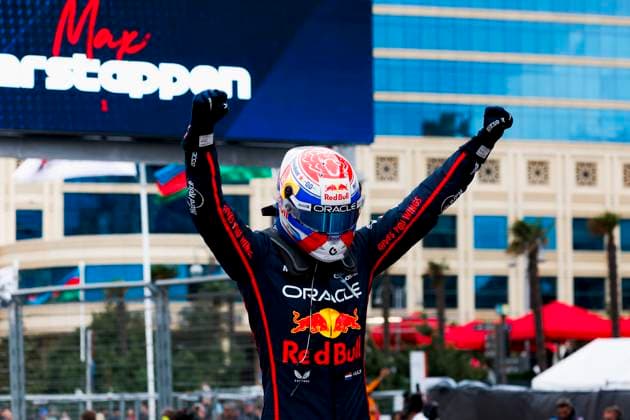 Formula 1 Qatar Airways Azerbaijan Grand Prix 2025 Laurent Lefebvre OVERTAKE MAXPPP - Baku 21 09 2025 Race winner 01 VERSTAPPEN Max (nld), Oracle Red Bull Racing, portrait at the Formula 1 Qatar Airways Azerbaijan Grand Prix 2025, the 17th round of the 2025 FIA Formula 1 World Championship, WM, Weltmeisterschaft at the Baku City Circuit in Baku, Azerbaijan, from 18 to 21 September 2025 Baku Azerbaijan  Copyright: xOVERTAKE MAXPPPxLaurentxLefebvrex OVT202509215600 OVT202509215600
