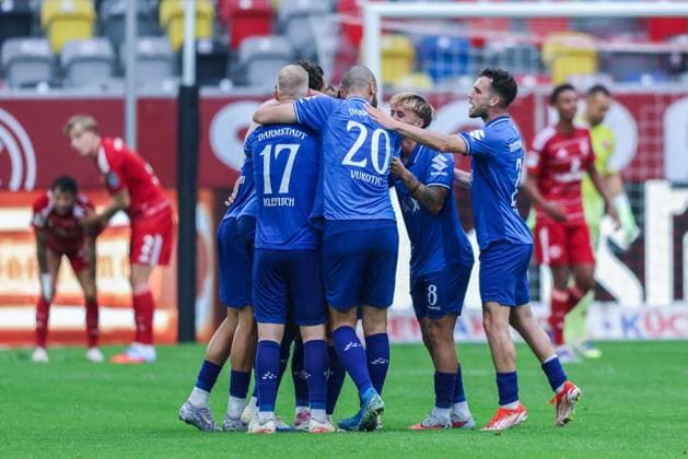Soccer 2 Bundesliga 6 Matchday Fortuna Düsseldorf SV Darmstadt 98 on 21 09 2025 at Merkur Spiel Arena in Düsseldorf Goal celebration to 0 2 by Fabian Nürnberger Darmstadt DFL regulations prohibit any use of photographs as image sequences and or quasi video xJRx