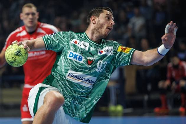 Berlin, 21 09 2025, Handball Bundesliga, Fuechse Berlin MT Melsungen, Matchday 5, Max Schmeling Halle Mijajlo Marsenic Fuechse Berlin throws the ball on goal Fuechse Berlin MT Melsungen