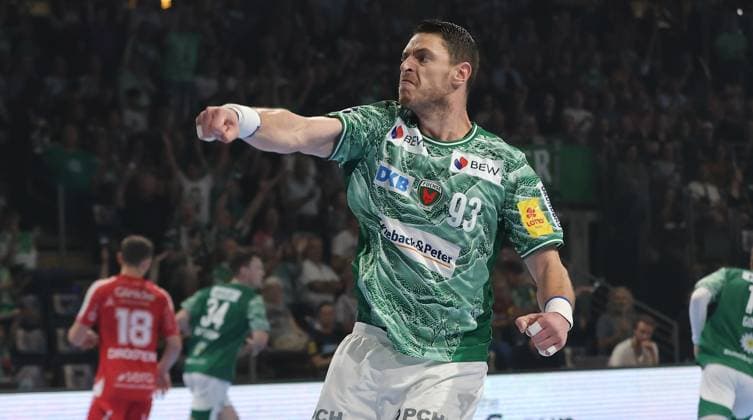 Goalkeeper Dejan Milosavljev celebrates after scoring Joy Emotion Cheers Sport Handball HBL Bundesliga Men 5 Matchday Season 2025 2026 21 09 2025 Füchse Berlin vs MT Melsungen