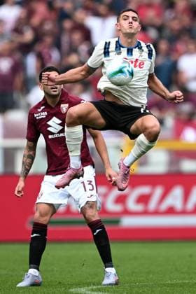 Cm Torino 21 09 2025 - campionato di calcio serie A Torino-Atalanta foto Cristiano Mazzi Image nella foto: Nikola Krstovic-Guillermo Maripan of Torino 