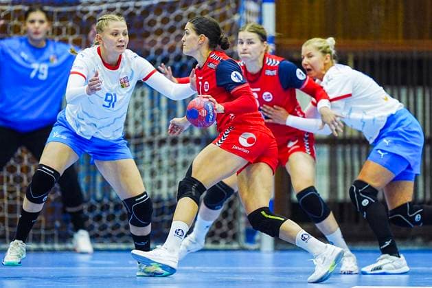 Women s World Handball Championship Qualifiers Czech Republic Norway Cheb, Czech Republic 20250921 The friendly match in women s handball between the Czech Republic and Norway in Sports hall TJ Lokomotiva Photo Terje Pedersen NTB Cheb Czech Republic EDITORIAL USE ONLY RESTRICTED USE FOR BETTING COMPANIES  Copyright: xTerjexPedersenx xNTBx
