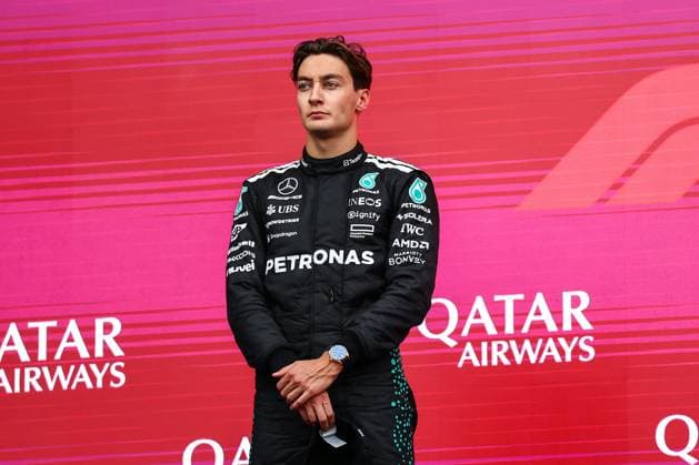 F1 - AZERBAIJAN GRAND PRIX 2025 RUSSELL George (gbr), Mercedes AMG F1 Team W16, portrait podium celebration during the 2025 Formula 1 Qatar Airways Azerbaijan Grand Prix, 17th round of the 2025 FIA Formula One World Championship, WM, Weltmeisterschaft from September 19 to 21, 2025 on the Baku City Circuit, in Baku, Azerbaijan - BakuAzerbaijan  Copyright: xEricxAlonsox