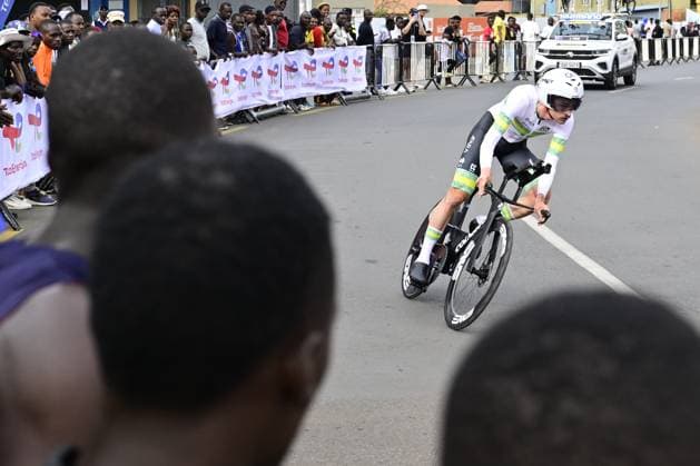 Australian Jay Vine pictured in action during the Men Elite Individual Time Trial race (40,8km) at the cycling road world championships, in Kigali, Rwanda, Sunday 21 September 2025. The 2025 UCI Road World Championships take place from 21 to 28 September in Kigali, Rwanda. DIRKxWAEM  x134903947x