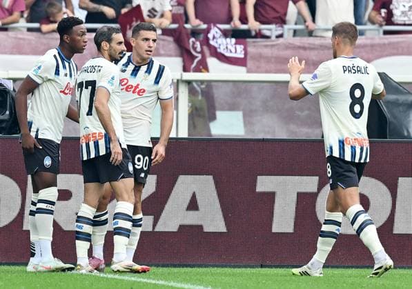 September 21, 2025, Turin: Atalanta s Nikola krstovic jubilates after scoring the gol (0-1) during the talian Serie A soccer match Torino s FC vs Atalanta s at the Olimpico Grande Torino Stadium in Turin, Italy, 21 september 2025 ANSA ALESSANDRO DI MARCO. Serie A: Torino-Atalanta  - ZUMAa110 20250921_zaf_a110_066 Copyright: xAlessandroxDixMarcox