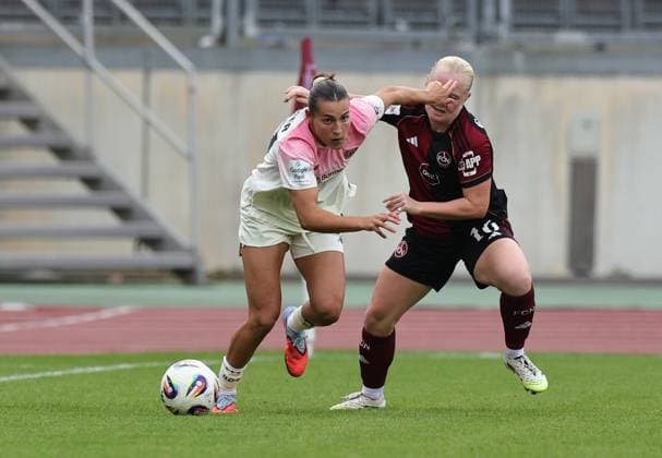 21 09 2025 Soccer Season 2025 2026 1 Google Pixel Women Bundesliga 03 Matchday 1 FC Nürnberg FCN Club Clubfrauen Bayer 04 Leverkusen Sportfoto Zink DaMa xdaxma Carlotta Wamser 37, Bayer 04 Leverkusen Aleigh Gambone 16, 1 FC Nürnberg FCN