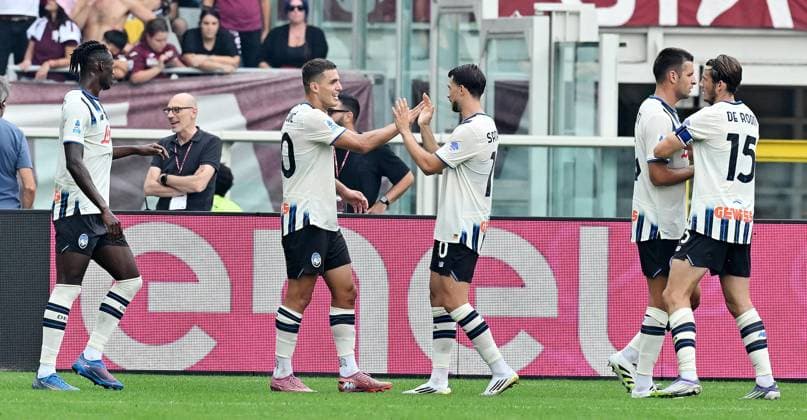 September 21, 2025, Turin: Atalanta s Nikola krstovic jubilates after scoring the gol (0-1) during the talian Serie A soccer match Torino s FC vs Atalanta s at the Olimpico Grande Torino Stadium in Turin, Italy, 21 september 2025 ANSA ALESSANDRO DI MARCO. Serie A: Torino-Atalanta  - ZUMAa110 20250921_zaf_a110_067 Copyright: xAlessandroxDixMarcox