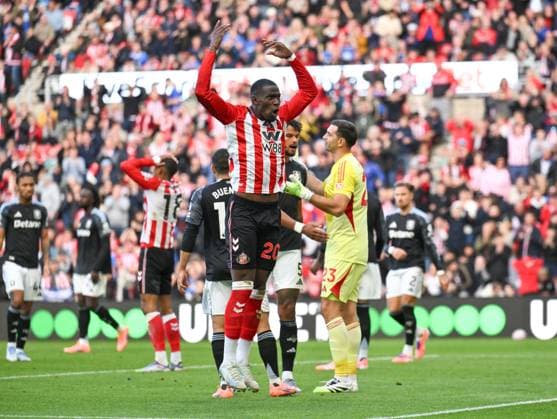 Nordi Mukiele for Sunderland gestures to the crowd Sunderland v Aston Villa, Premier League, Football, Stadium of Light, Sunderland, UK - 21 Sep 2025Sunderland Stadium of Light United Kingdom EDITORIAL USE ONLY No use with unauthorised audio, video, data, fixture lists, club league logos or live services. Online in-match use limited to 120 images, no video emulation. No use in betting, games or single club league player publications. Copyright: xRichardxLee Shutterstockx 15487113am