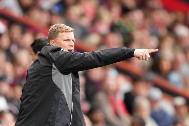 Bournemouth v Newcastle United, Premier League, Football, Vitality Stadium, Bournemouth, UK - 21 Sep 2025 Eddie Howe manager of Newcastle United directs his team. Bournemouth Vitality Stadium Bournemouth GBR, UK NEWSPAPERS OUT Copyright: xSeanxRyanx