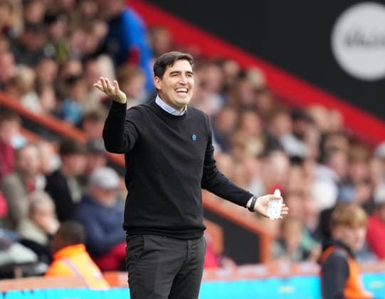 Bournemouth v Newcastle United, Premier League, Football, Vitality Stadium, Bournemouth, UK - 21 Sep 2025 Andoni Iraola manager of Bournemouth smiling during the game. Bournemouth Vitality Stadium Bournemouth GBR, UK NEWSPAPERS OUT Copyright: xSeanxRyanx