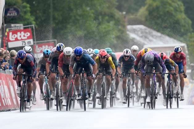 Gooikse Pijl 2025 Cycling Race GOOIK, BELGIUM - SEPTEMBER 21 : Kogut Oded of Israel - Premier Tech wins, second place for Groenewegen Dylan of Team Jayco AlUla, third place for Thijssen Gerben of Intermarche - Wanty during the 22th edition of Gooikse Pijl an UCI Class 1.1 one day cycling road race for Men Elite of 195.8 km with start in Roosdaal and finish in Gooik on September 21, 2025 in Gooik, Belgium, 21 09 2025 ( Motordriver Rodrique Verfaillie - Gooik Belgium  Copyright: xGvgx