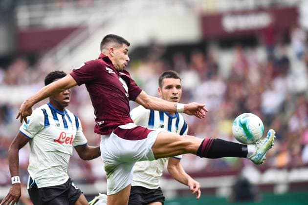 Torino™s Giovanni Simeone during the Serie A soccer match between Torino and Atalanta at the Stadio Olimpico Grande Torino in Turin, north west Italy - Sunday, September 21, 2025. - Soccer.  Copyright: xAlbertoxGandolfo LaPressex