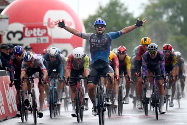 Gooikse Pijl 2025 Cycling Race GOOIK, BELGIUM - SEPTEMBER 21 : Kogut Oded of Israel - Premier Tech wins, second place for Groenewegen Dylan of Team Jayco AlUla, third place for Thijssen Gerben of Intermarche - Wanty during the 22th edition of Gooikse Pijl an UCI Class 1.1 one day cycling road race for Men Elite of 195.8 km with start in Roosdaal and finish in Gooik on September 21, 2025 in Gooik, Belgium, 21 09 2025 ( Motordriver Rodrique Verfaillie - Gooik Belgium  Copyright: xGvgx