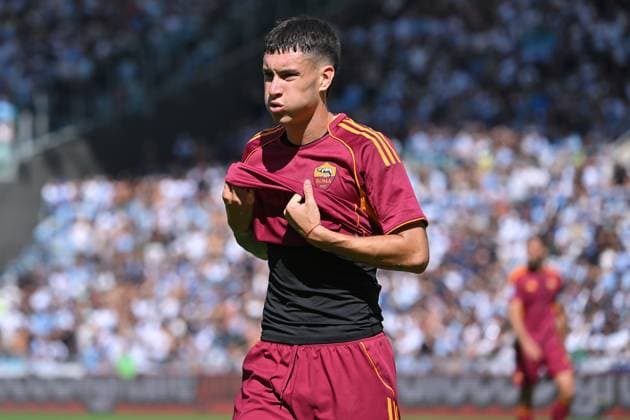 Soccer, serie A Enilive match, SS Lazio v AS Roma Matias Soule of AS Roma during the serie A Enilive match between SS Lazio v Roma at olimpico stadium in Rome September 21st, 2025 Imago-Images Emmefoto Copyright: xImago-Images Emmefotox