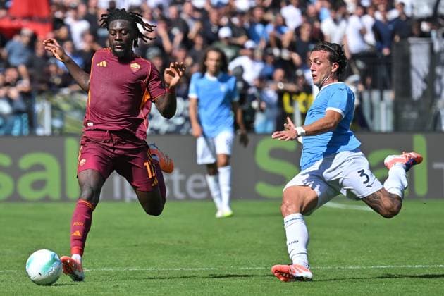 Soccer, serie A Enilive match, SS Lazio v AS Roma Manu Kone of AS Roma,Luca Pellegrini of SS Lazio during the serie A Enilive match between SS Lazio v Roma at olimpico stadium in Rome September 21st, 2025 Imago-Images Emmefoto Copyright: xImago-Images Emmefotox