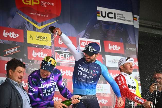 Gooikse Pijl 2025 Cycling Race GOOIK, BELGIUM - SEPTEMBER 21 : Groenewegen Dylan of Team Jayco AlUla, Kogut Oded of Israel - Premier Tech and Thijssen Gerben of Intermarche - Wanty pictured during the podium ceremony of the 22th edition of Gooikse Pijl an UCI Class 1.1 one day cycling road race for Men Elite of 195.8 km with start in Roosdaal and finish in Gooik on September 21, 2025 in Gooik, Belgium, 21 09 2025 ( Motordriver Rodrique Verfaillie - Gooik Belgium  Copyright: xGvgx