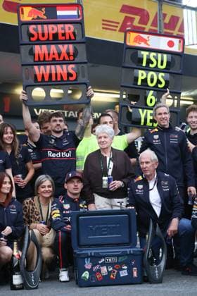 F1 Grand Prix Of Azerbaijan 2025 Max Verstappen of Red Bull Racing and Helmut Marko after the Formula 1 Grand Prix of Azerbaijan at Baku City Circuit in Baku, Azerbaijan on September 21, 2025. Baku Azerbaijan  Copyright: xJakubxPorzyckix originalFilename:porzycki-f1grandp250921_npSYG.jpg