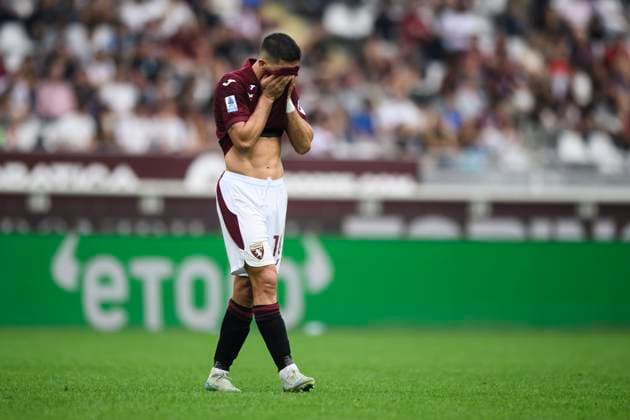 Torino FC v Atalanta BC - Serie A Giovanni Simeone of Torino FC looks dejected during the Serie A football match between Torino FC and Atalanta BC. Turin Italy Copyright: xNicolòxCampox