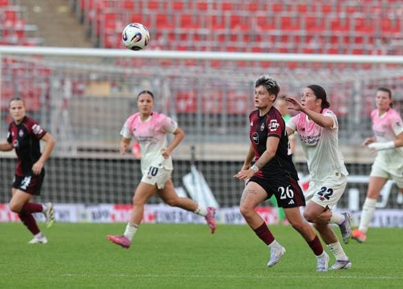 21 09 2025 Soccer Season 2025 2026 1 Google Pixel Women Bundesliga 03 Matchday 1 FC Nürnberg FCN Club Clubfrauen Bayer 04 Leverkusen Sportfoto Zink DaMa xdaxma Aneta Polaskova 26, 1 FC Nürnberg FCN Ruby Grant 22, Bayer 04 Leverkusen