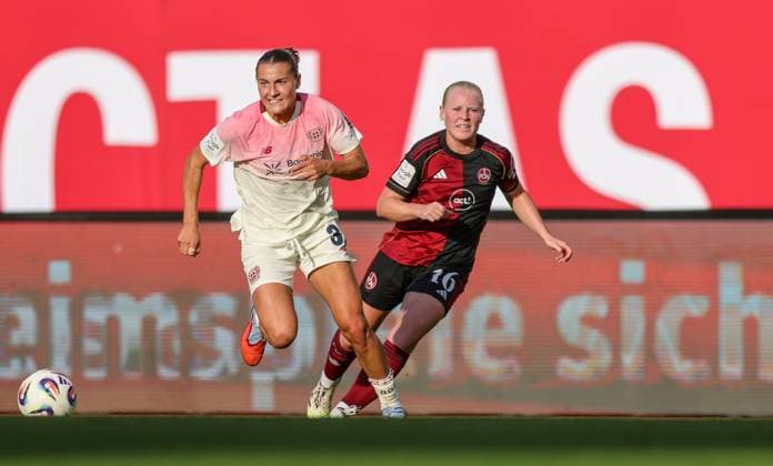 DEU, Nürnberg, FC Nürnberg vs Bayer Leverkusen, Google Pixel Bundesliga, DFB, Saison 2526, Max Morlock Stadion, 3 Spieltag, im Bild f l n r Carlotta Wamser Bayer Leverkusen 37 , Aleigh Gambone Nürnberg 16 DFB DFL REGULATIONS PROHIBIT ANY USE OF PHOTOGRAPHS AS IMAGE SEQUENCES AND OR QUASI VIDEO, 21 09 2025, Copyright: HMBxMedia HendrikxHamelau